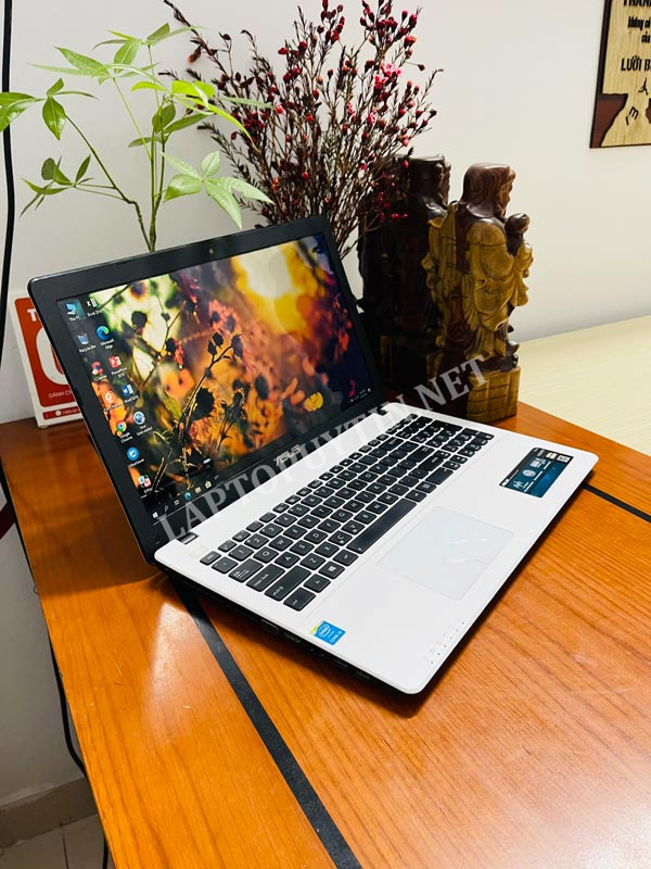 Laptop Asus X550LA Core i5